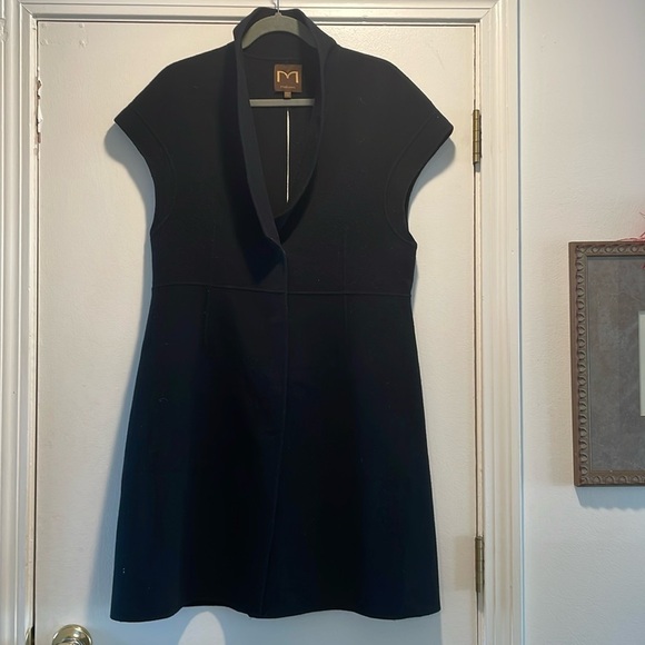 MaLoom Black Cap Sleeve Wool Blend Snap Stylish Slit Back Flattering MIDI Vest - Picture 1 of 12